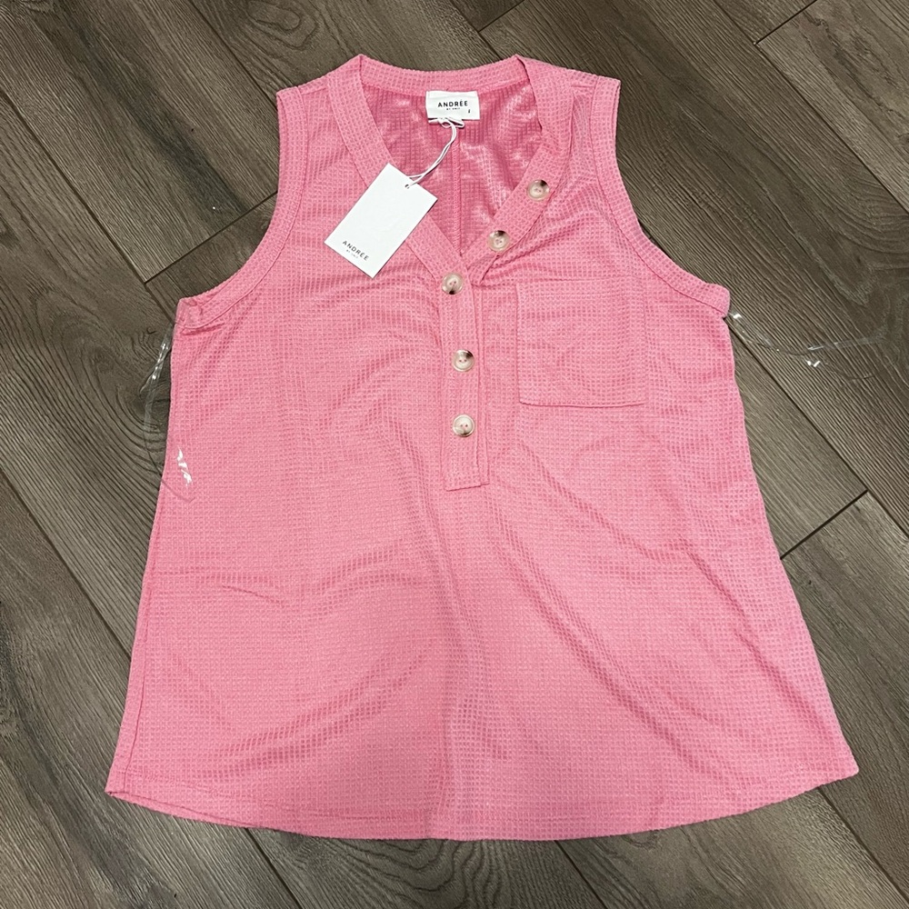 ANDREE BY UNIT Pink Waffle Knit Henley Tank